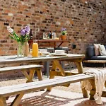 Bracken Cottage, The Lanes Cottages,