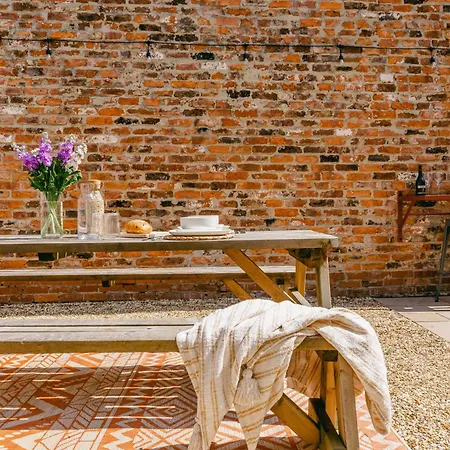 Bracken Cottage, The Lanes Cottages, *